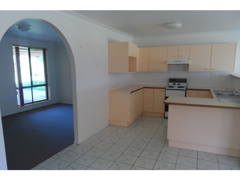 8 Coachwood ave, Nowra NSW 2541