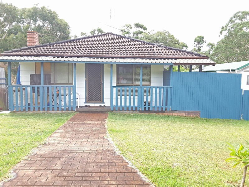24 Roskell Road, Callala Beach NSW 2540