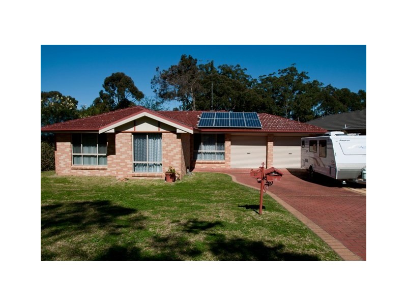 27 Durnford Place, St Georges Basin NSW 2540