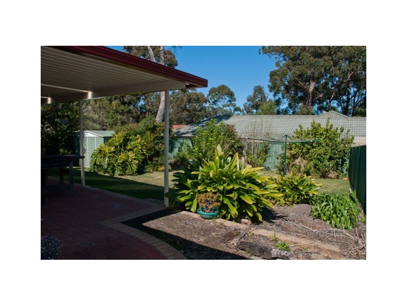 27 Durnford Place, St Georges Basin NSW 2540