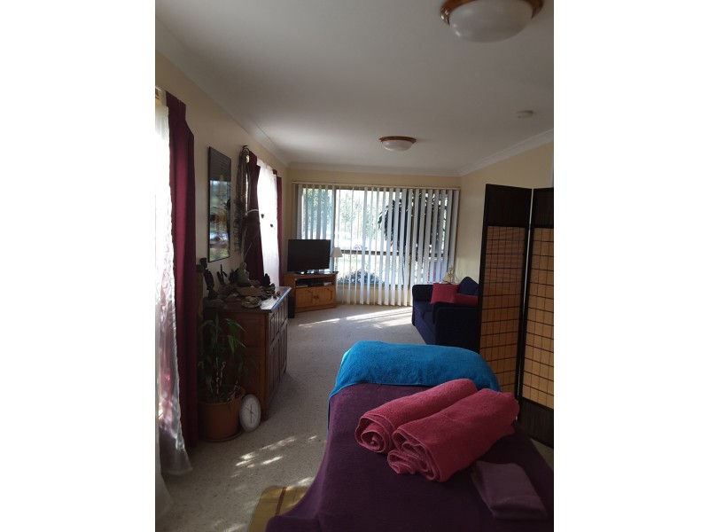 43 Orsova Parade, Orient Point NSW 2540