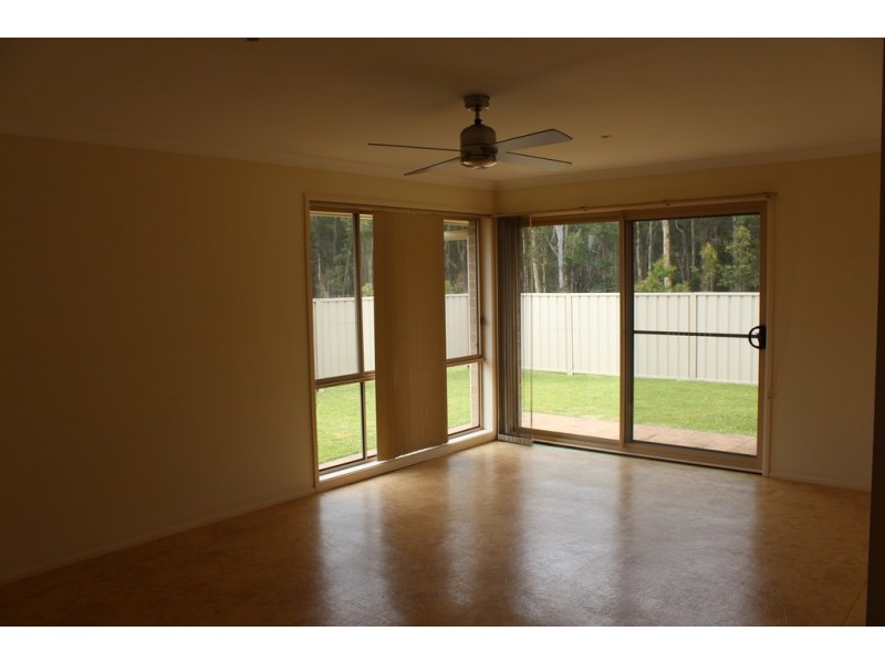 6 Liberty Road, Worrigee NSW 2540