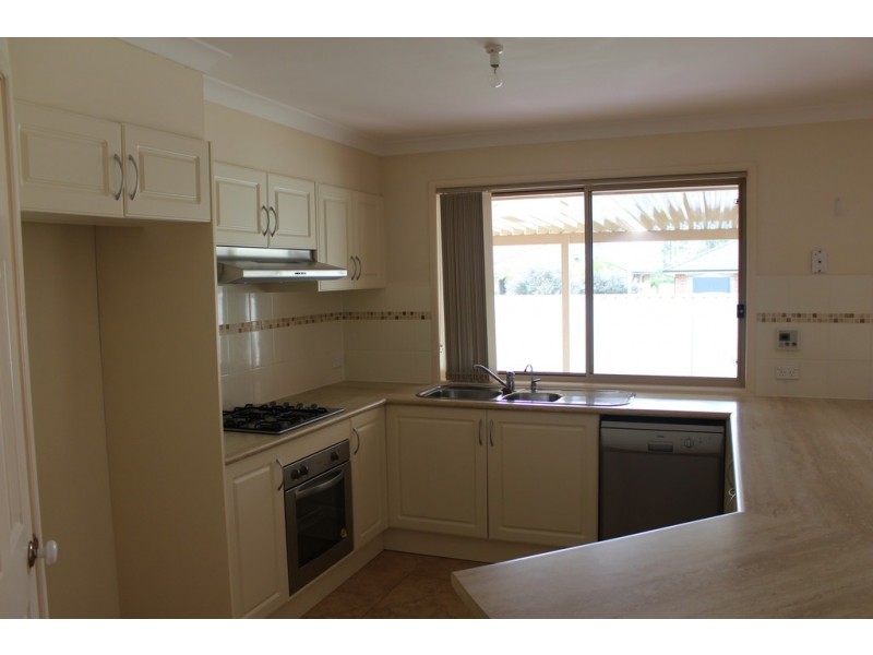 6 Liberty Road, Worrigee NSW 2540