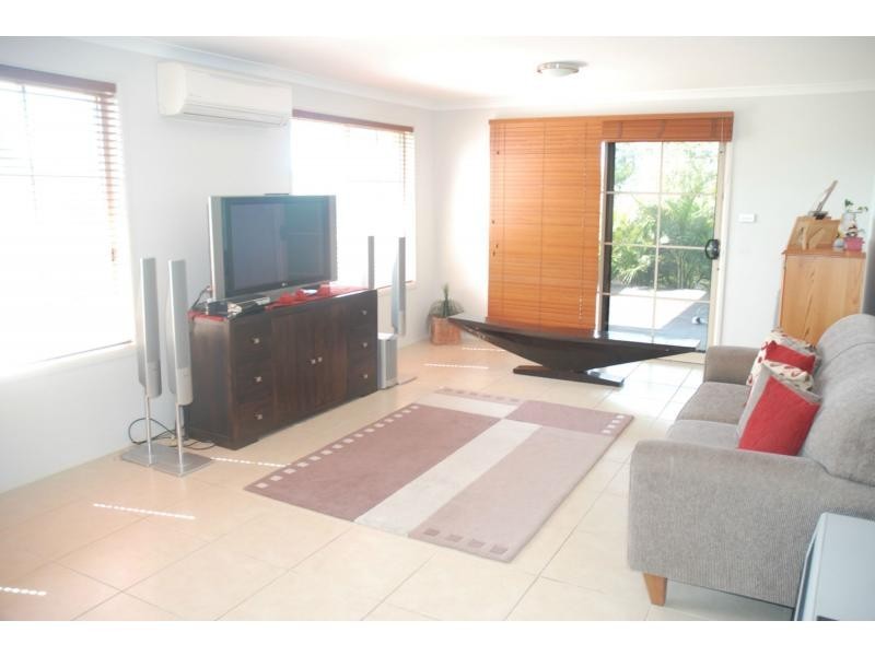 21 Carrington Park Drive, Nowra NSW 2541