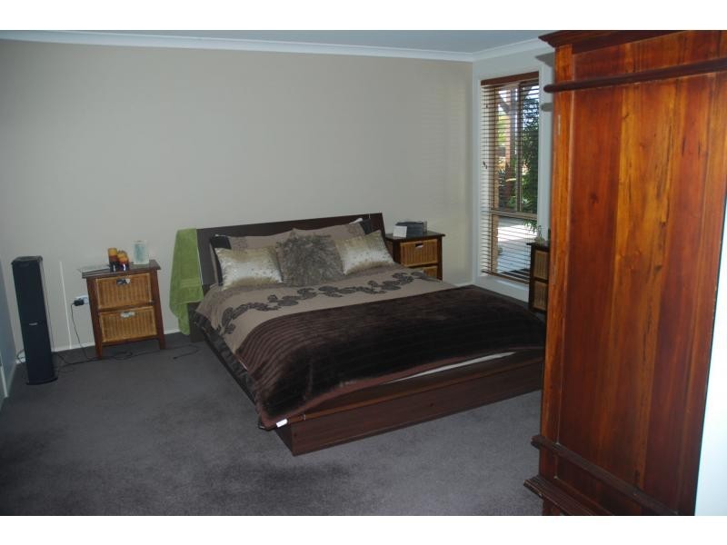 21 Carrington Park Drive, Nowra NSW 2541