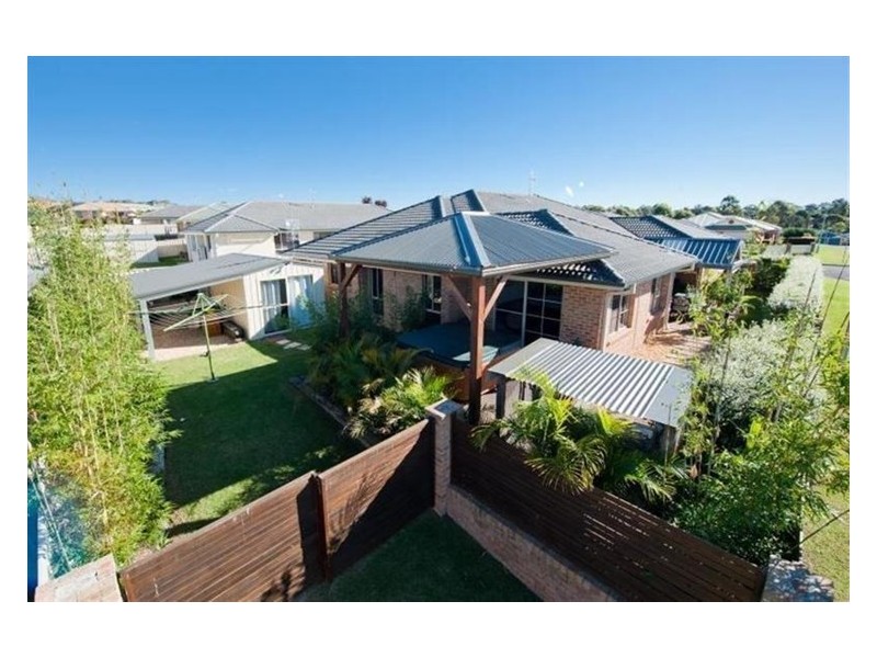21 Carrington Park Drive, Nowra NSW 2541