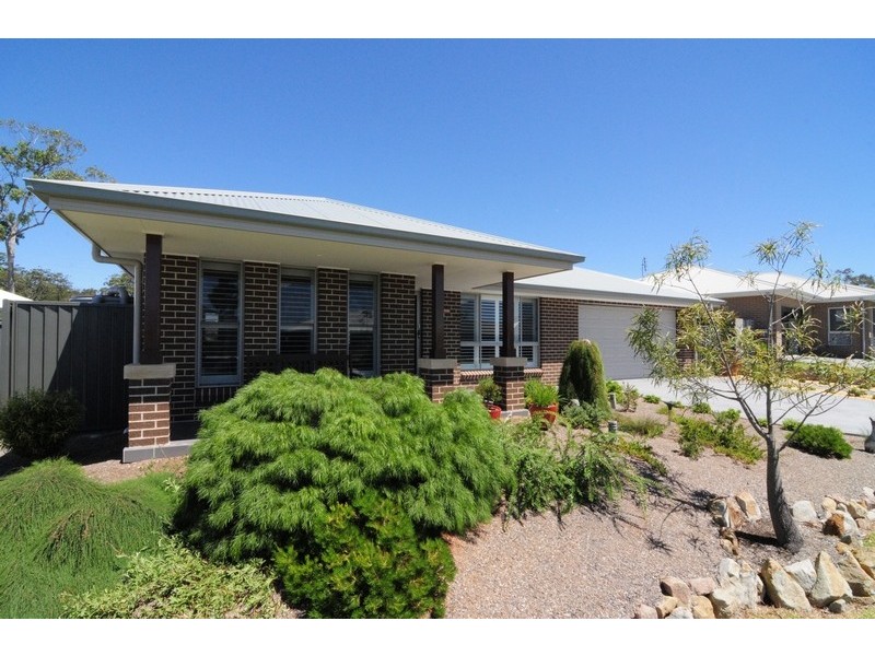 13 Trawler Street, Vincentia NSW 2540