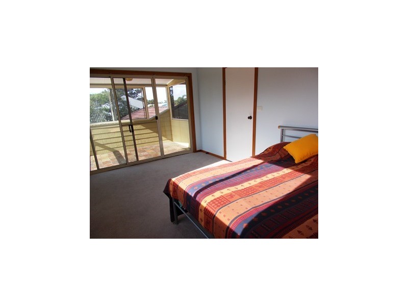11 Garlies Close, Vincentia NSW 2540