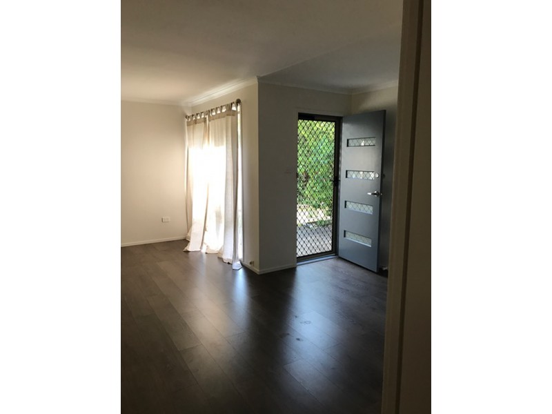 17 Riverside Esplanade, Basin View NSW 2540