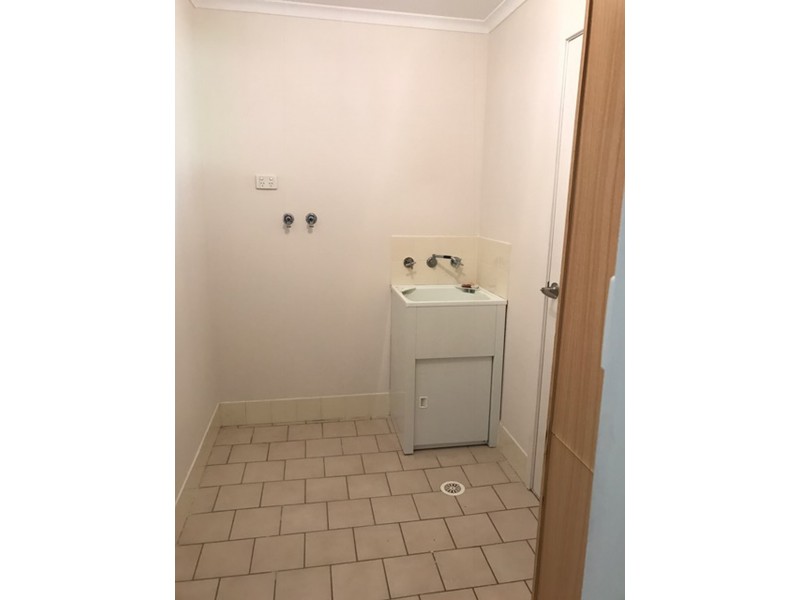 17 Riverside Esplanade, Basin View NSW 2540