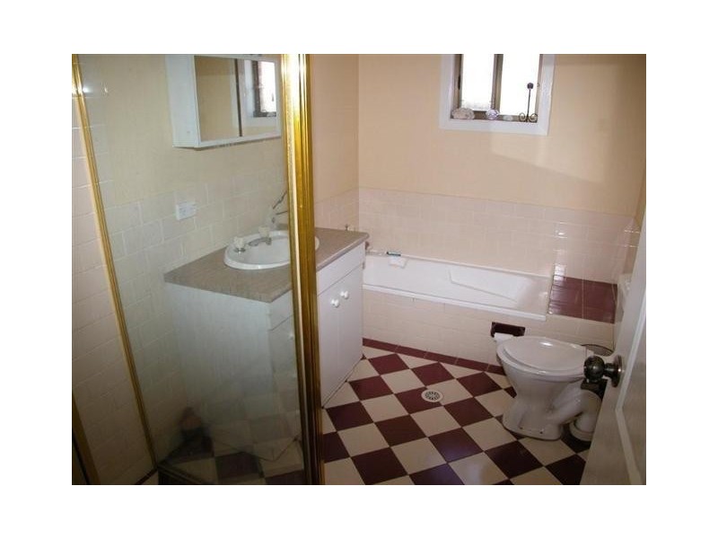 35 ISA ROAD, Worrigee NSW 2540