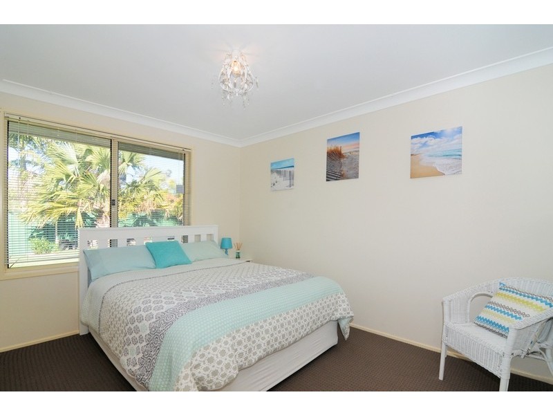 5 St James Crescent, Worrigee NSW 2540