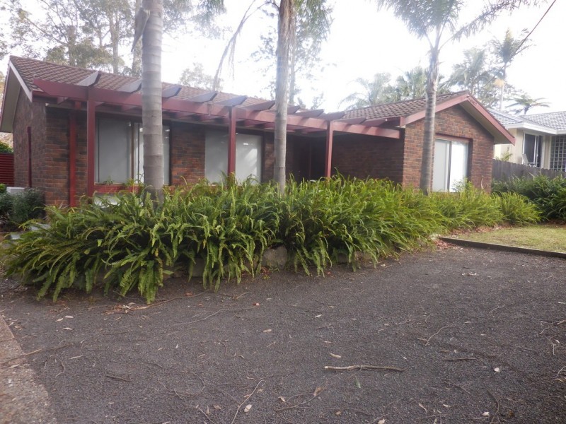 3 Yalwal Road, West Nowra NSW 2541