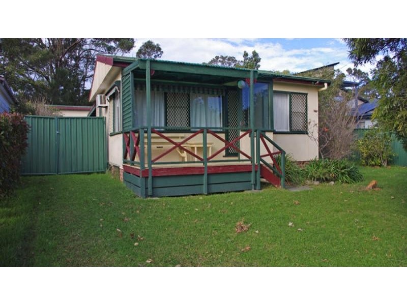 6 ORIENT AVENUE, Orient Point NSW 2540