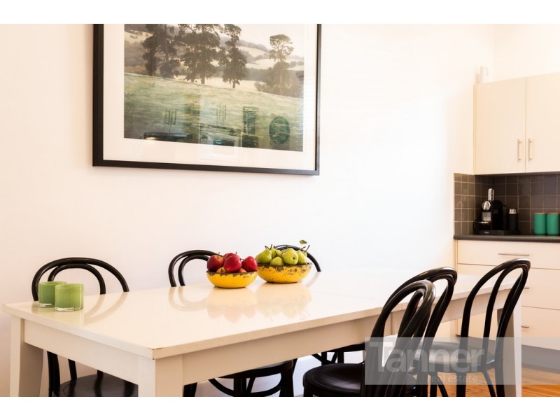 27A Farnham Road, Keswick SA 5035