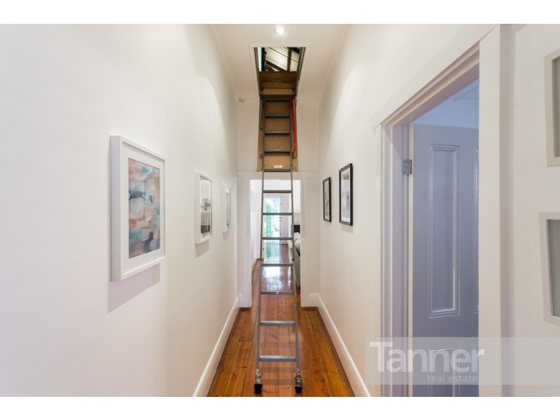 27A Farnham Road, Keswick SA 5035