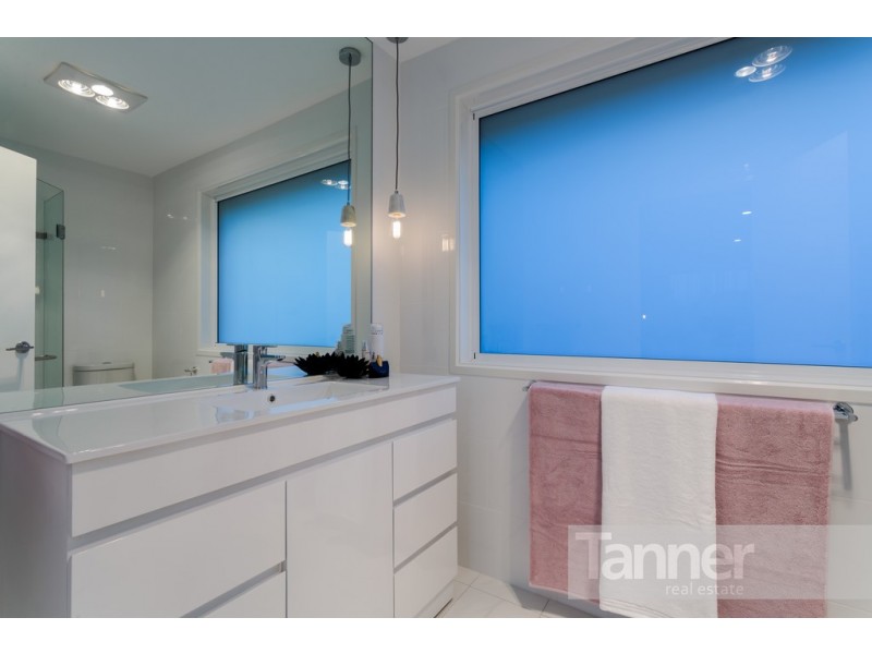 13 Barcroft Street, Pasadena SA 5042