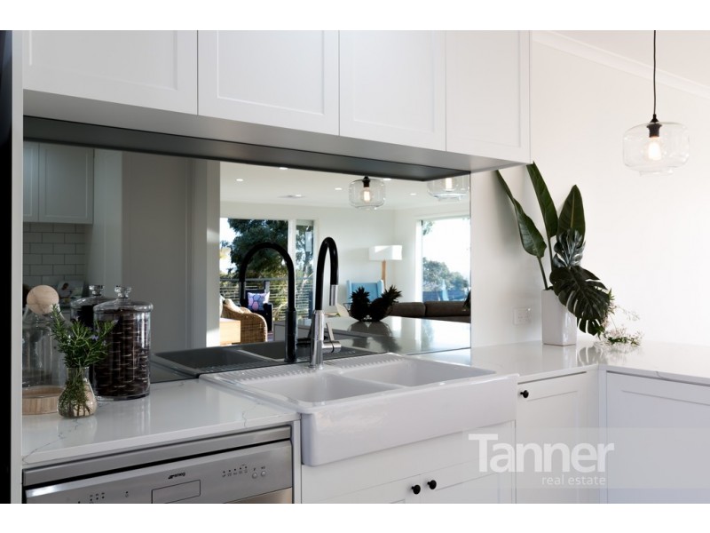 13 Barcroft Street, Pasadena SA 5042