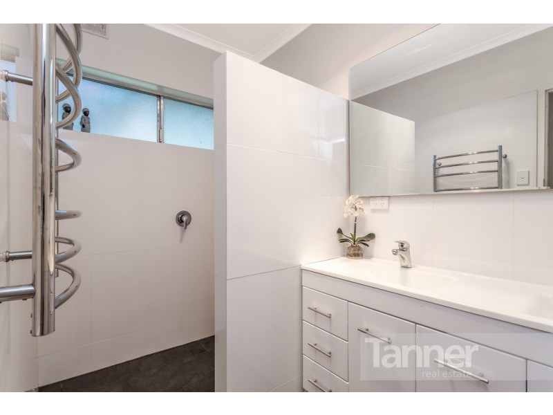 35 Meadow Avenue, Hawthorndene SA 5051