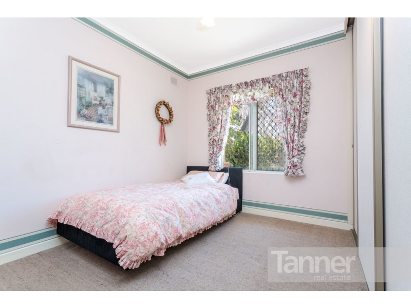 60 Downing Street, Hove SA 5048