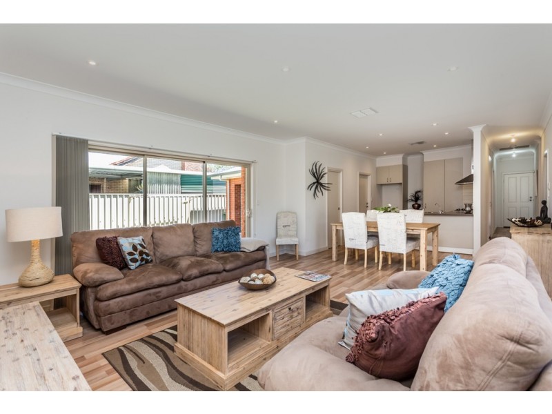 8 Crystal Avenue, St Marys SA 5042