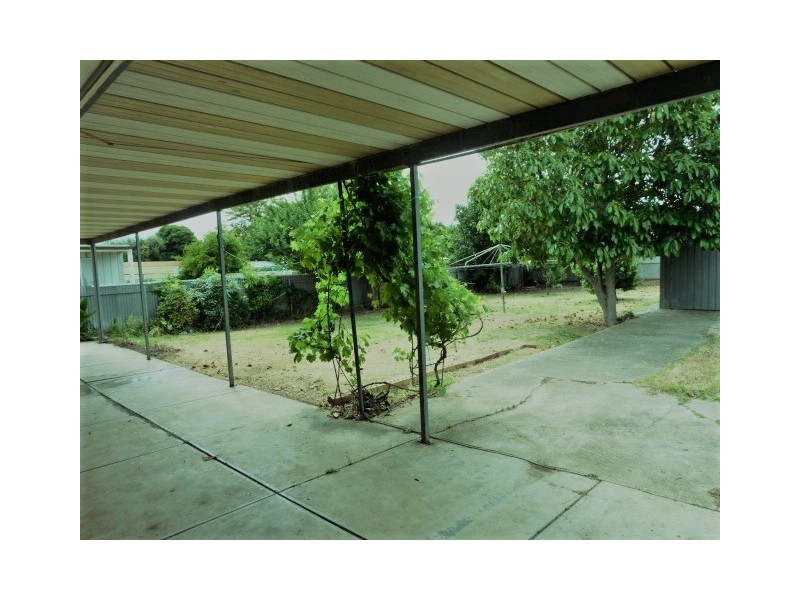 27 Deepdene Ave, Mitchell Park SA 5043