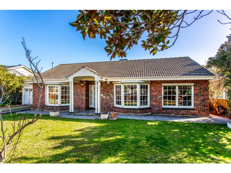 2 Ardeer Road, Torrens Park SA 5062