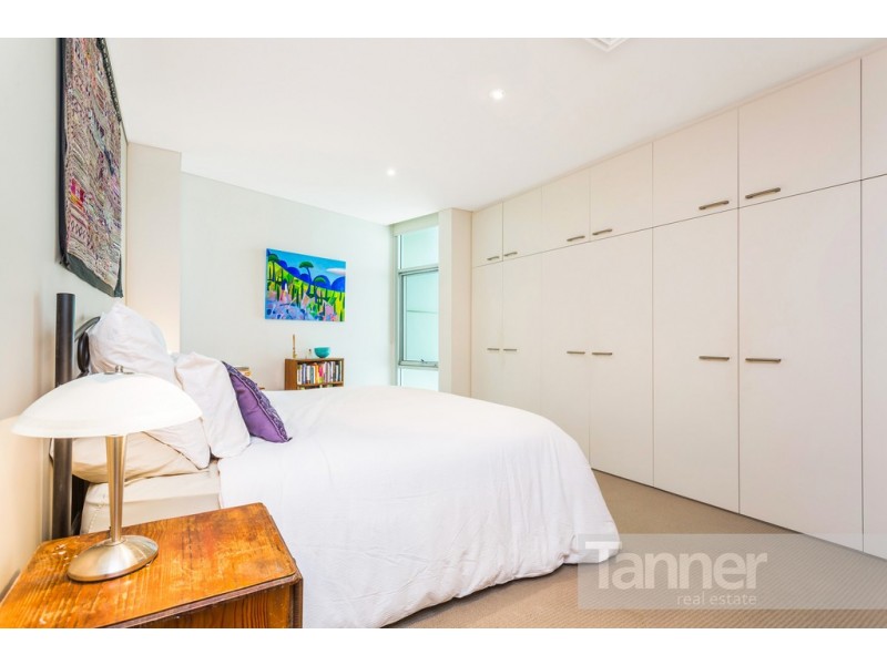 4/33a Burnham Road, Kingston Park SA 5049