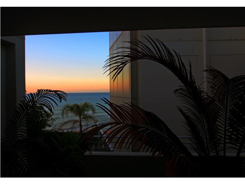 4/33a Burnham Road, Kingston Park SA 5049