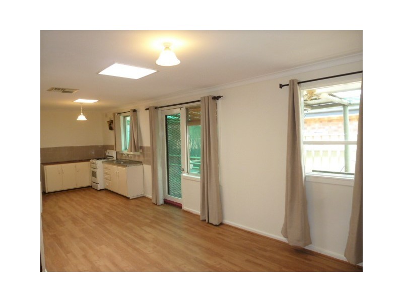 16 Christopher Road, Christie Downs SA 5164