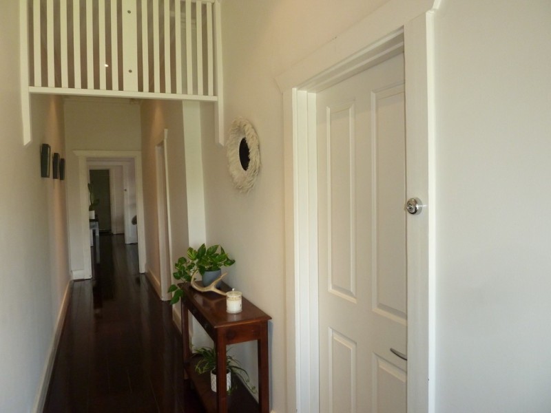 22 Farnham Road, Keswick SA 5035