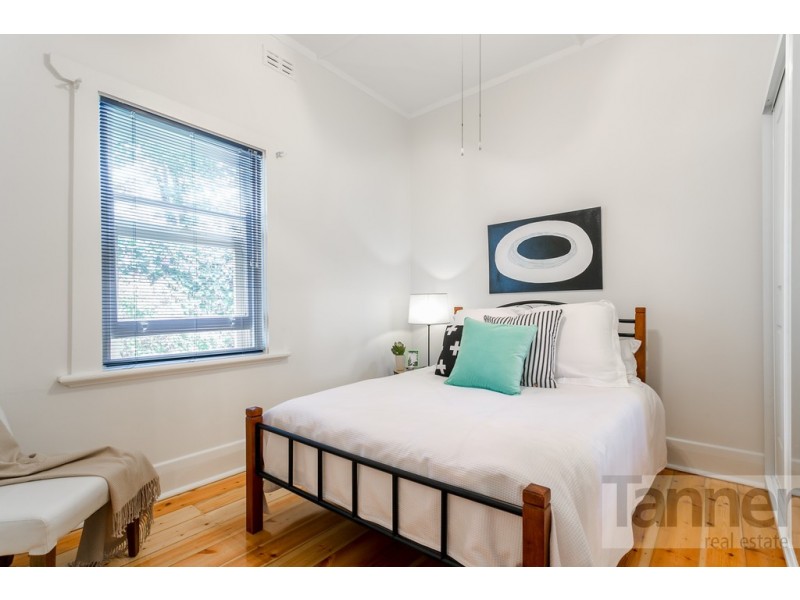 1 Leonard Terrace, Torrens Park SA 5062