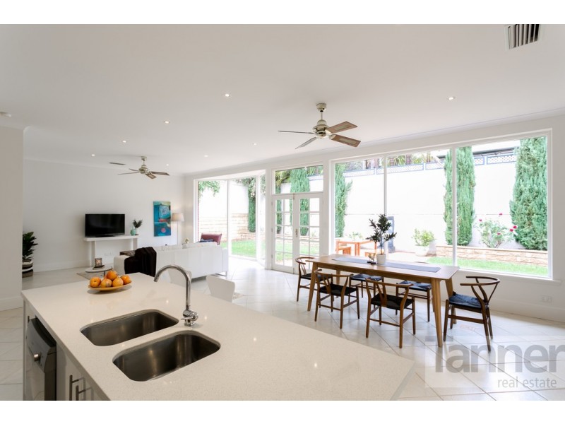 1 Leonard Terrace, Torrens Park SA 5062