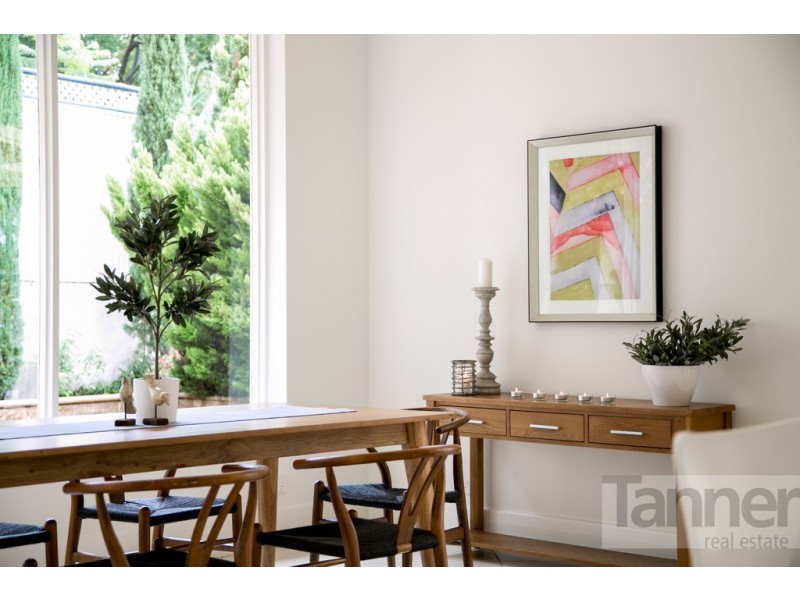 1 Leonard Terrace, Torrens Park SA 5062