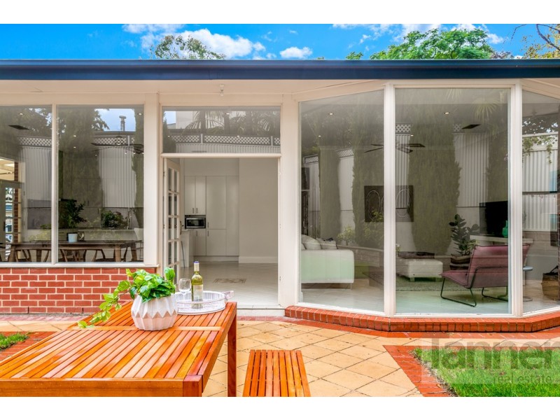 1 Leonard Terrace, Torrens Park SA 5062