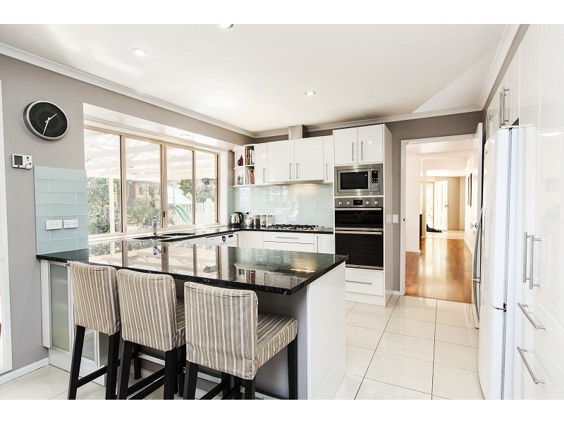 1 St Ives Way, Onkaparinga Hills SA 5163