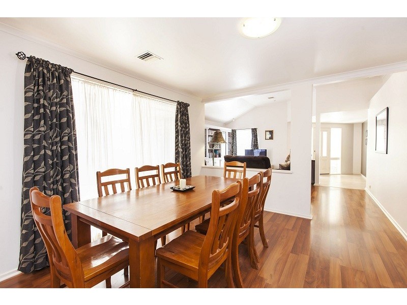 1 St Ives Way, Onkaparinga Hills SA 5163