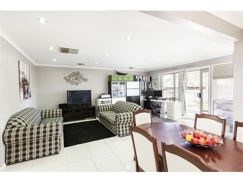 1 St Ives Way, Onkaparinga Hills SA 5163