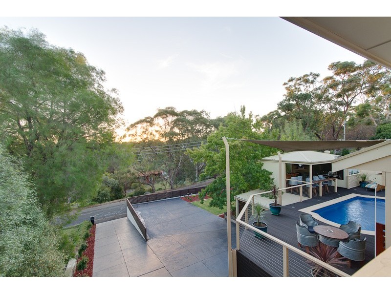 11 Lindsay Terrace, Belair SA 5052