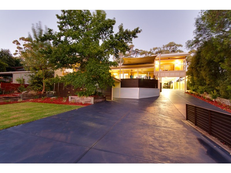 11 Lindsay Terrace, Belair SA 5052