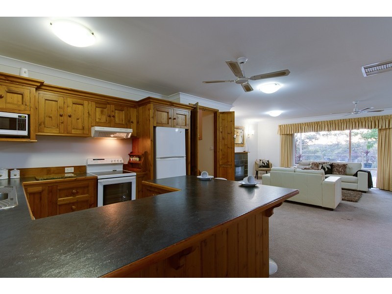 11 Lindsay Terrace, Belair SA 5052