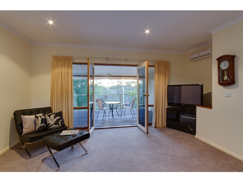 11 Lindsay Terrace, Belair SA 5052