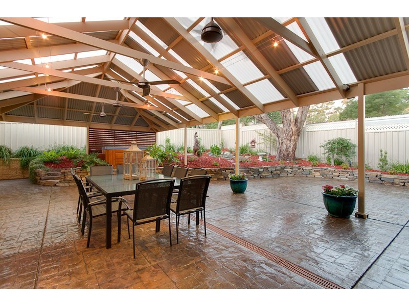 11 Lindsay Terrace, Belair SA 5052