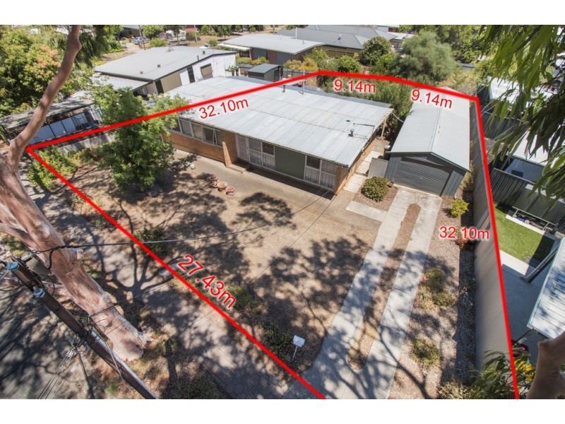 4 Rowe Street, Para Hills SA 5096