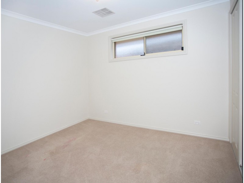 9 Scott Ave, Clovelly Park SA 5042