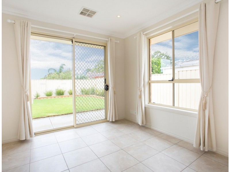 9 Scott Ave, Clovelly Park SA 5042