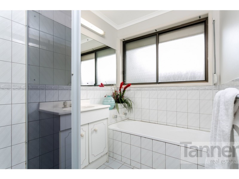 26 Damian Drive, Salisbury Heights SA 5109