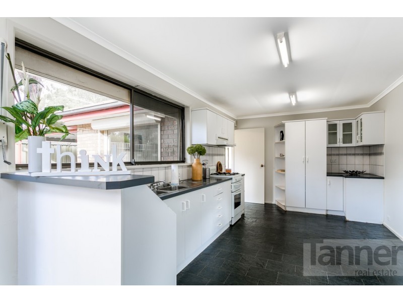 26 Damian Drive, Salisbury Heights SA 5109