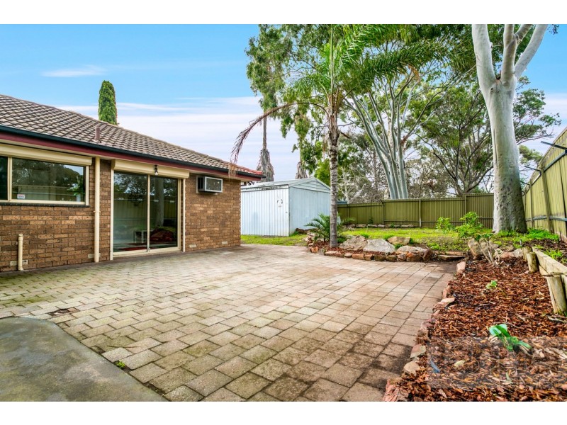 26 Damian Drive, Salisbury Heights SA 5109