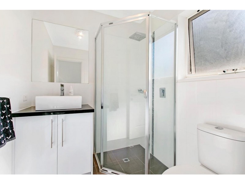 18B Quintus Tce, Dover Gardens SA 5048